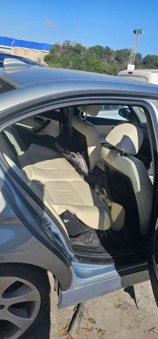 Foto de GOMAS CONTORNO PUERTA BMW SERIE 3 BERLINA (E90) 2.0 CAT (129 CV / 95 KW)