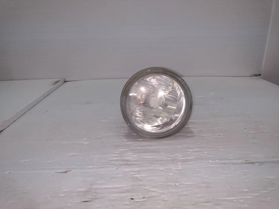 Foto de FARO ANTINIEBLA IZQUIERDO CITROEN C3 1.4 HDi (68 CV / 50 KW) referencia 41180748