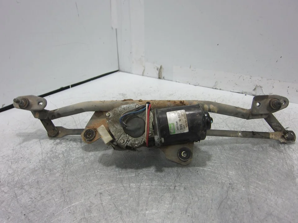 Foto de MOTOR LIMPIA DELANTERO PEUGEOT 106 (S1)(08.1991) 1.0 (45 CV / 33 KW) referencia 53544102