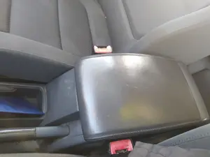 Foto de APOYABRAZOS CENTRAL VOLKSWAGEN GOLF PLUS V (5M1) 1.9 TDI (105 CV / 77 KW)