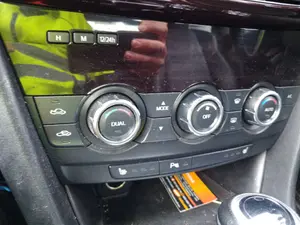 Foto de MANDO CALEFACCION / AIRE ACONDICIONADO MAZDA 6 BERLINA (GJ) 2.2 Turbodiesel CAT (175 CV / 129 KW) referencia GHS461190F