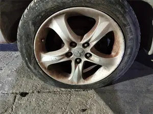 Foto de LLANTA MITSUBISHI GRANDIS (NA0W)