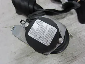 Foto de CINTURON SEGURIDAD DELANTERO DERECHO AUDI A6 BERLINA (4F2) 4.2 V8 40V (335 CV / 246 KW) referencia 560788501 foto 4