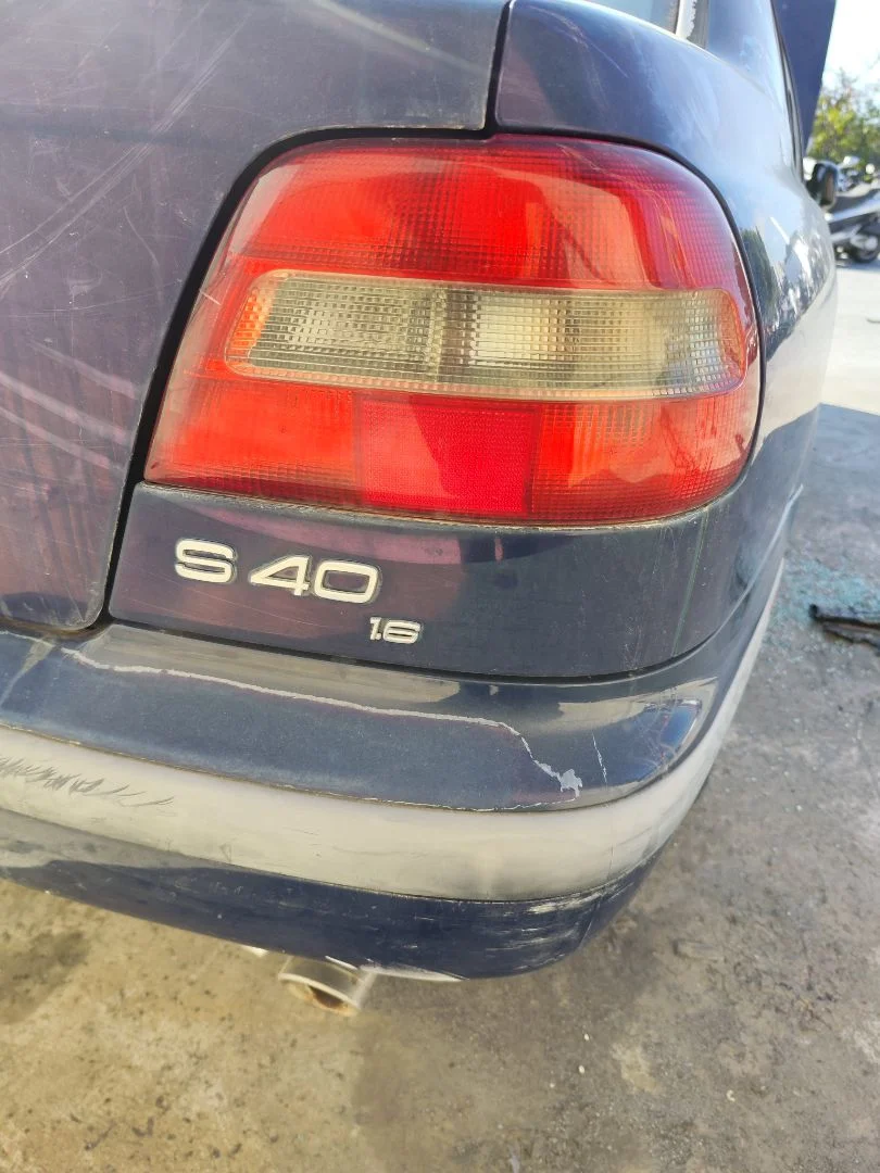 Foto de PILOTO TRASERO DERECHO VOLVO S40 BERLINA 1.6 CAT (109 CV / 80 KW)