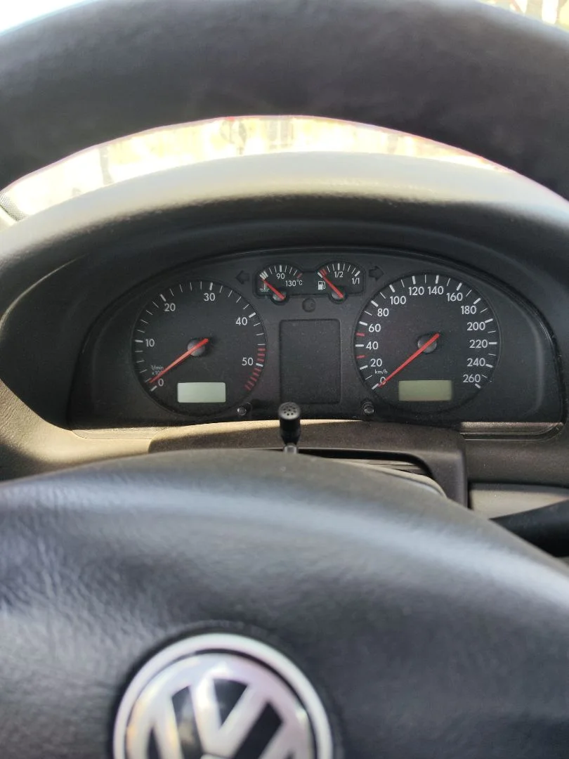 Foto de CUADRO INSTRUMENTOS VOLKSWAGEN PASSAT BERLINA (3B2) 1.9 TDI (116 CV / 85 KW) referencia 3B0920802AV