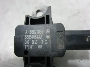 Foto de SENSOR COLISION / IMPACTO MERCEDES-BENZ CLASE A (BM 176) referencia A1668210351 foto 3