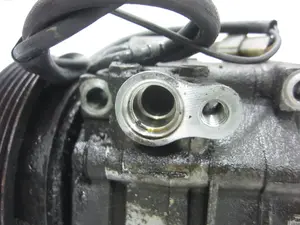 Foto de COMPRESOR AIRE ACONDICIONADO FORD PROBE referencia N1301AE4 foto 2