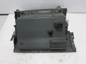 Foto de NO IDENTIFICADO VOLKSWAGEN TOURAN (1T2) 1.9 TDI (105 CV / 77 KW) referencia 1T1857101A foto 8
