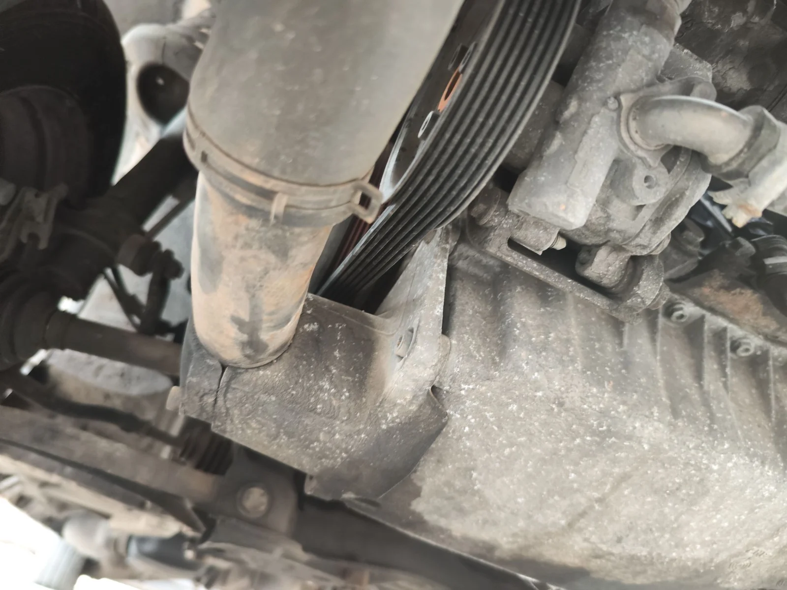 Foto de TUBO PRESION DIRECCION ASISTIDA VOLKSWAGEN SHARAN (7M6/7M9) 1.9 TDI (116 CV / 85 KW)