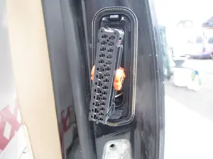 Foto de PUERTA TRASERA IZQUIERDA VOLKSWAGEN PASSAT BERLINA (3C2) 2.0 TDI (140 CV / 103 KW) foto 6