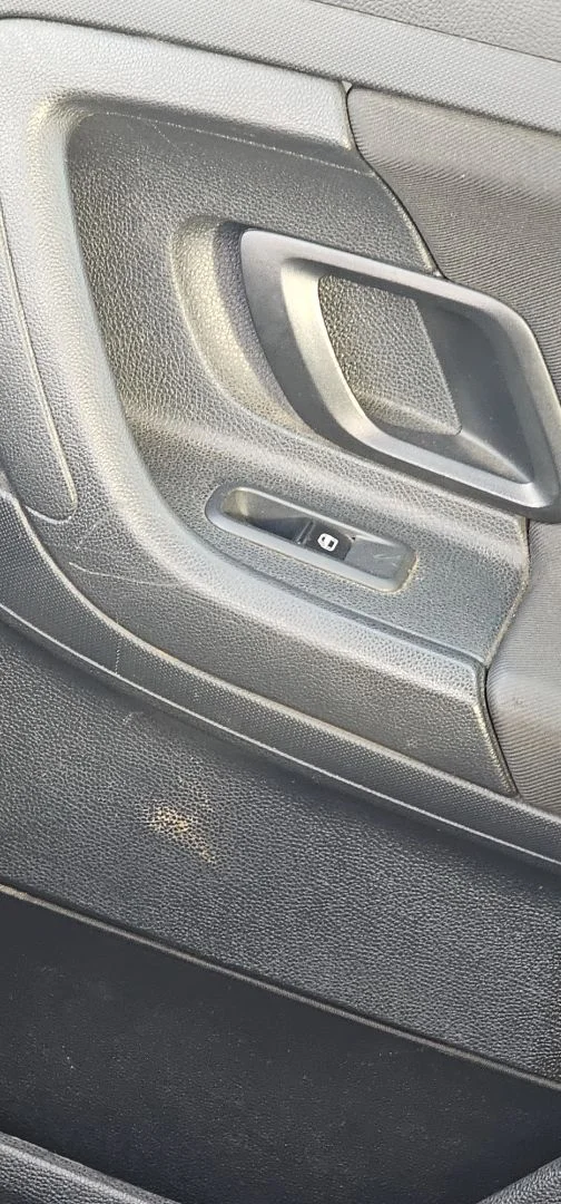 Foto de MANDO ELEVALUNAS DELANTERO DERECHO SKODA FABIA (5J2) 1.2 (60 CV / 44 KW)