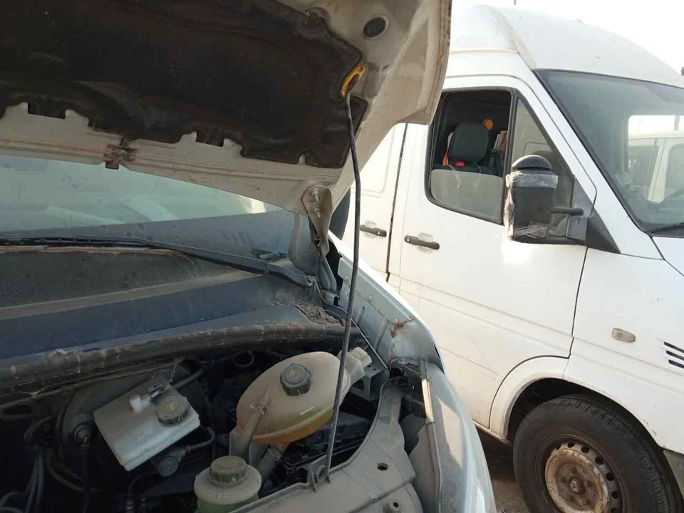 Foto de NO IDENTIFICADO NISSAN NV400 FURGON (X62) 2.3 dCi Diesel CAT (125 CV / 92 KW)