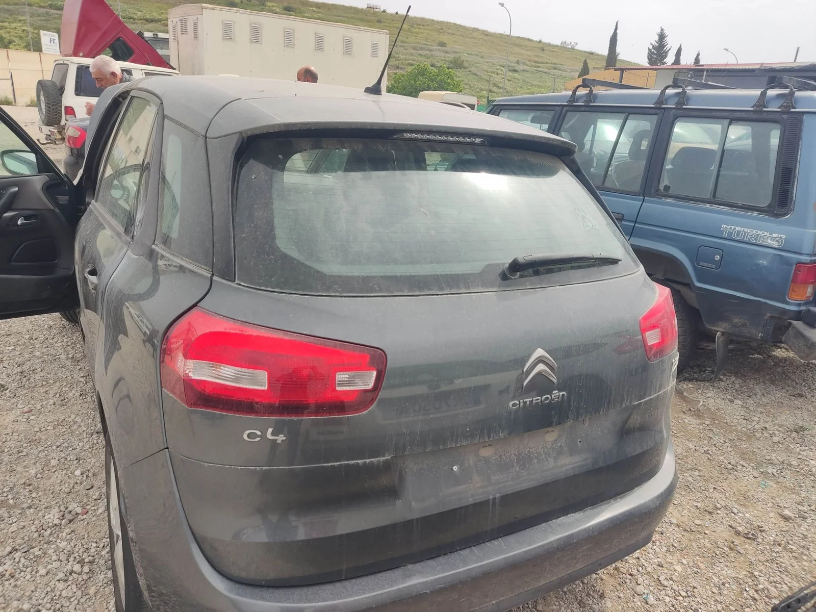 Foto de PORTON TRASERO CITROEN C4 PICASSO/SPACETOURER 1.6 HDi FAP (92 CV / 68 KW) referencia 1609347780