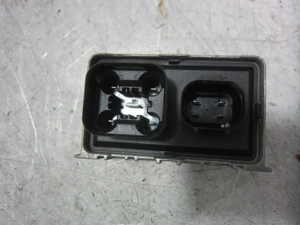 Foto de CAJA PRECALENTAMIENTO CHEVROLET AVEO BERLINA 1.3 Diesel CAT (95 CV / 70 KW) referencia 55574293