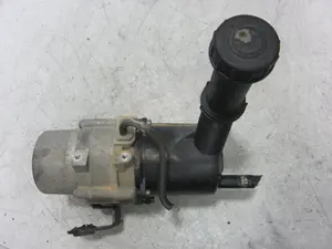 Foto de BOMBA DIRECCION CITROEN C4 BERLINA 1.6 HDi CAT (9HY / DV6TED4) (109 CV / 80 KW) referencia 9681545980 foto 5