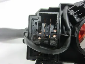 Foto de MANDO MULTIFUNCION LAND ROVER FREELANDER (LN)(01.1998) 1.8 CAT (120 CV / 88 KW) referencia 36663H foto 5