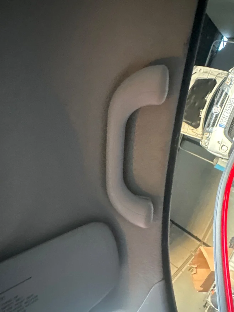 Foto de ASIDERO TECHO DELANTERO DERECHO KIA PICANTO (SA) 1.1 CAT (65 CV / 48 KW) referencia 853401C050MG