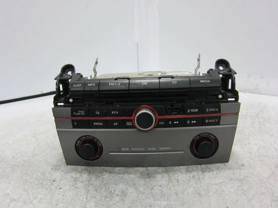 Foto de SISTEMA AUDIO / RADIO CD MAZDA 3 BERLINA (BK) 2.0 Diesel CAT (143 CV / 105 KW) referencia 14794008