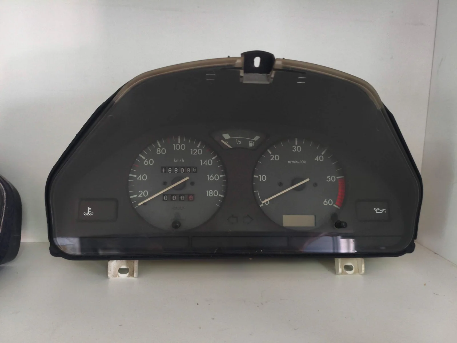 Foto de CUADRO INSTRUMENTOS CITROEN SAXO referencia 9627933580