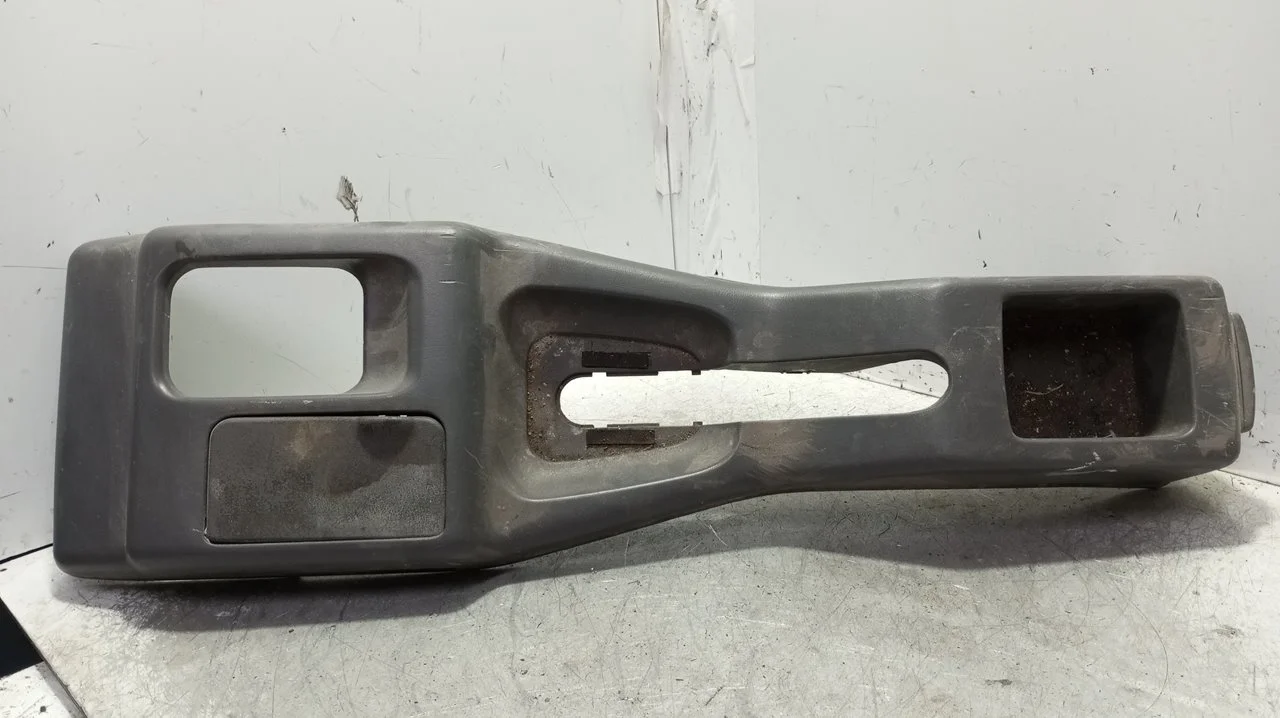 Foto de CONSOLA CENTRAL NISSAN SERENA (C23M) 2.0 Diesel (67 CV / 49 KW) referencia 969119C101