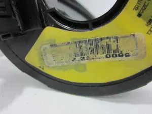Foto de ANILLO AIRBAG KIA CARENS (RS) 2.0 Turbodiesel CAT (113 CV / 83 KW) referencia 93490A4110 foto 5