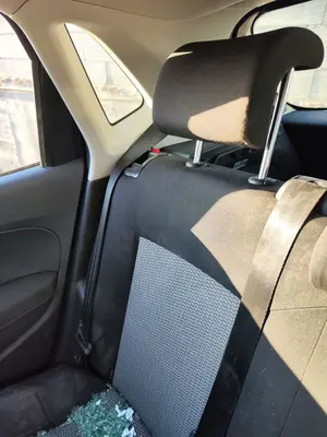 Foto de CINTURON SEGURIDAD TRASERO DERECHO VOLKSWAGEN POLO V (6R1) 1.2  (60 CV / 44 KW)