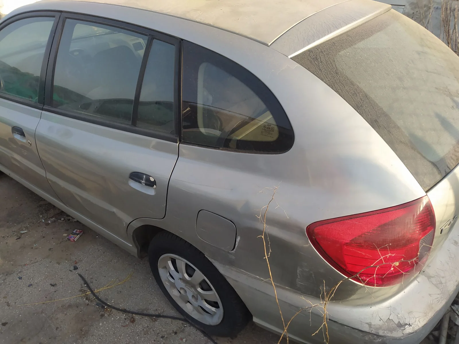 Foto de AMORTIGUADOR TRASERO IZQUIERDO KIA RIO (BC) 1.3 CAT (75 CV / 55 KW) referencia 55310FD051