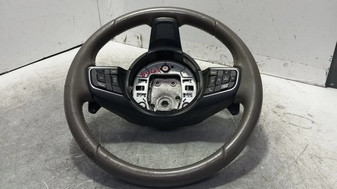 Foto de VOLANTE JAGUAR XF 2.0 Diesel CAT (163 CV / 120 KW) referencia GX733F563