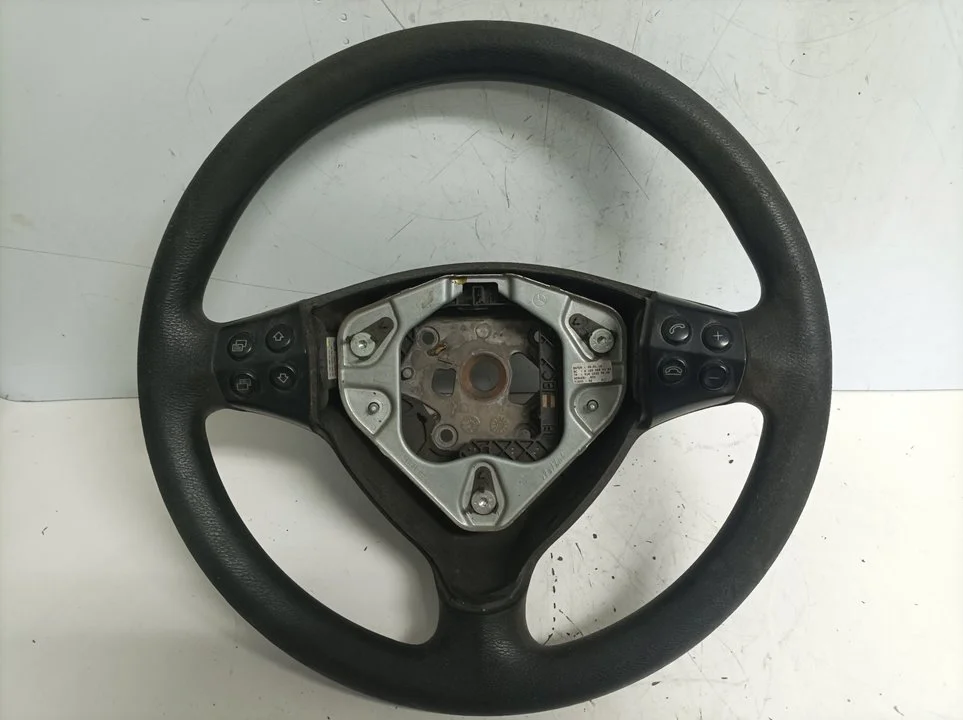 Foto de VOLANTE MERCEDES-BENZ CLASE A (BM 169) referencia 1698207310