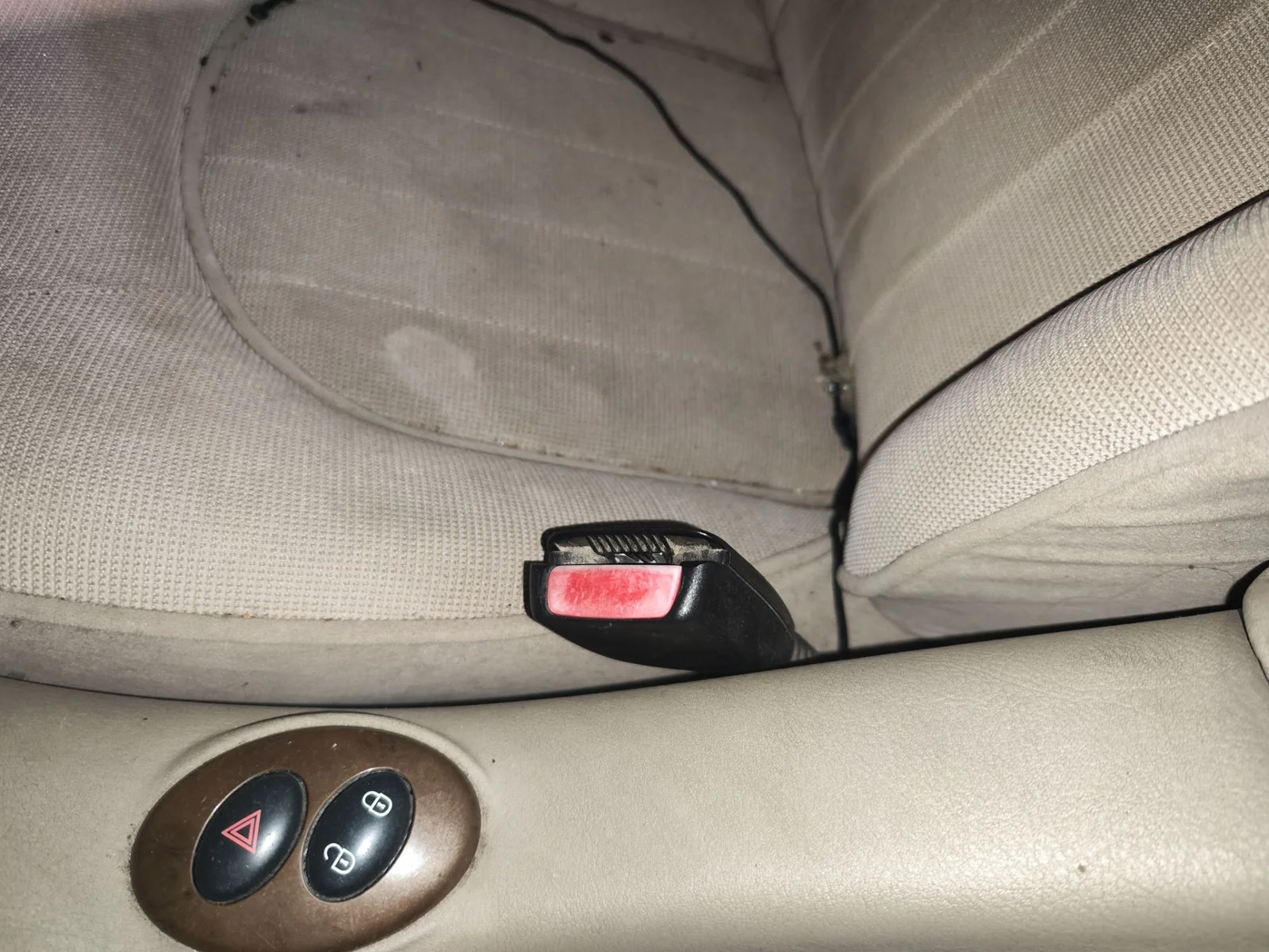 Foto de ENGANCHE CINTURON DELANTERO DERECHO MG ROVER ROVER 75 (RJ) 2.0 16V CDT (116 CV / 85 KW)