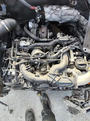 Foto de MOTOR COMPLETO AUDI A4 AVANT (8E) 3.0 V6 24V TDI (233 CV / 171 KW) referencia ASB