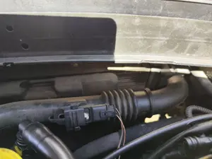 Foto de CONDENSADOR / RADIADOR  AIRE ACONDICIONADO RENAULT SCENIC II (JM) 1.9 dCi Diesel (120 CV / 88 KW) referencia 8200115543