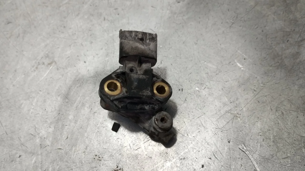 Foto de SENSOR DE PRESIÓN DEL ACEITE PORSCHE CAYENNE (TIPO 92A) 4.8 V8 CAT (400 CV / 294 KW) referencia 94831420