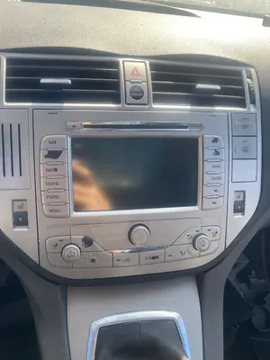 Foto de SISTEMA AUDIO / RADIO CD FORD KUGA (CBV) 2.0 TDCi CAT (136 CV / 100 KW)