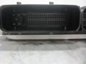 Foto de CENTRALITA MOTOR UCE SKODA FABIA (5J2) 1.2  (60 CV / 44 KW) referencia 038906019NL