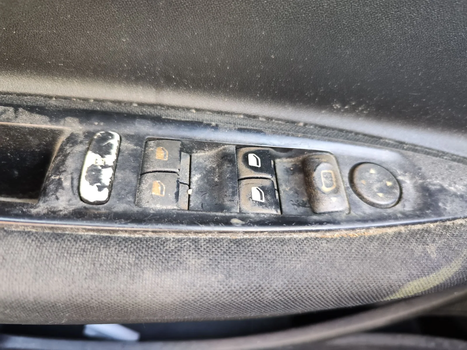 Foto de MANDO RETROVISOR CITROEN C4 BERLINA 1.6 16V HDi (90 CV / 66 KW)