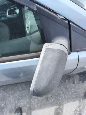Foto de RETROVISOR DERECHO FORD FOCUS BERLINA (CAP) 1.8 TDCi Turbodiesel CAT (116 CV / 85 KW) referencia 1510871 foto 8
