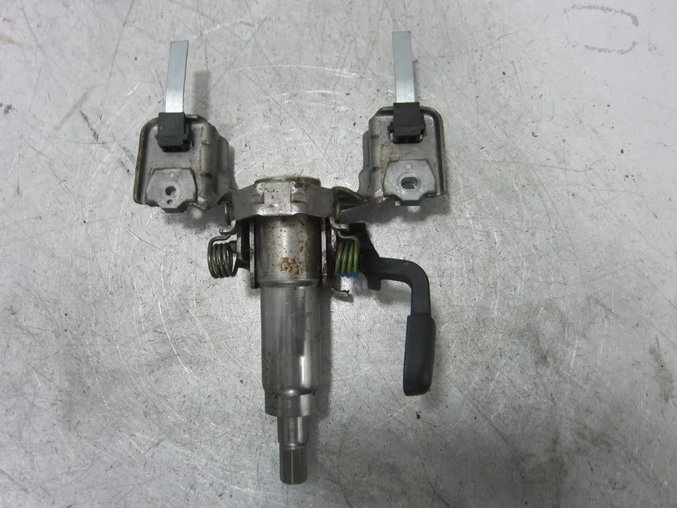 Foto de COLUMNA DIRECCION FIAT GRANDE PUNTO (199) 1.9 8V JTD CAT (131 CV / 96 KW) referencia 26115357