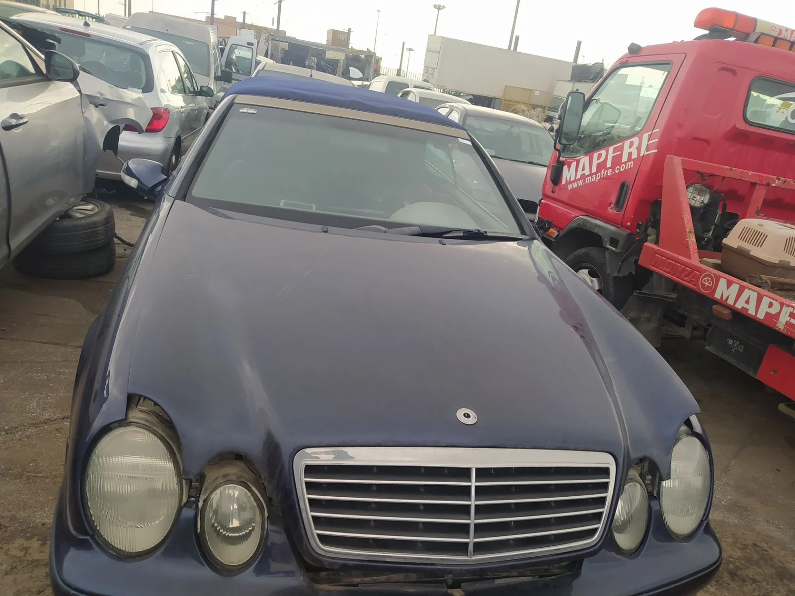 Foto de CAPO MERCEDES-BENZ CLK (BM 208) CABRIO 2.0 16V CAT (136 CV / 100 KW) referencia A208880025728