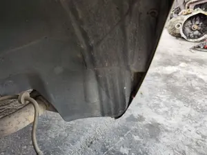 Foto de PASO RUEDA TRASERO IZQUIERDO FORD MONDEO BERLINA (GE) 2.0 TDCi CAT (131 CV / 96 KW) referencia 1133871