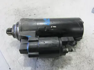 Foto de MOTOR ARRANQUE VOLKSWAGEN POLO III BERLINA (6N2) referencia 085911023A foto 2