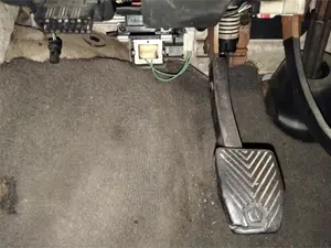 Foto de PEDAL EMBRAGUE CHRYSLER VOYAGER (RG)
