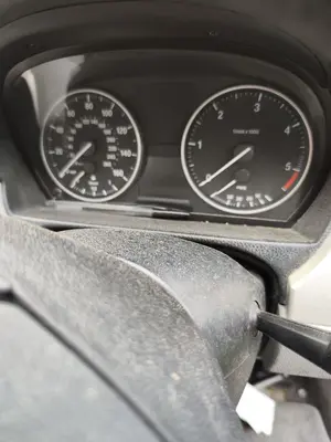 Foto de CUADRO INSTRUMENTOS BMW SERIE 3 BERLINA (E90) 2.0 Turbodiesel CAT (143 CV / 105 KW)