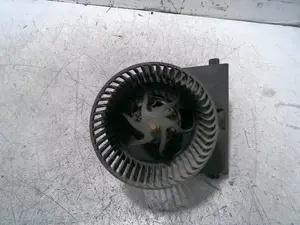 Foto de MOTOR CALEFACCION AUDI A3 (8L) 1.9 TDI (101 CV / 74 KW) referencia 35657880E foto 5