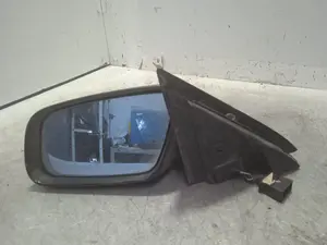 Foto de RETROVISOR IZQUIERDO AUDI A6 BERLINA (4B2) 2.4 V6 30V (165 CV / 121 KW) referencia 0132295