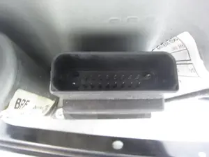 Foto de ELEVALUNAS TRASERO DERECHO VOLKSWAGEN GOLF V (1K1)(10.2003) 2.0 TDI (140 CV / 103 KW) referencia 1K5839462 foto 3