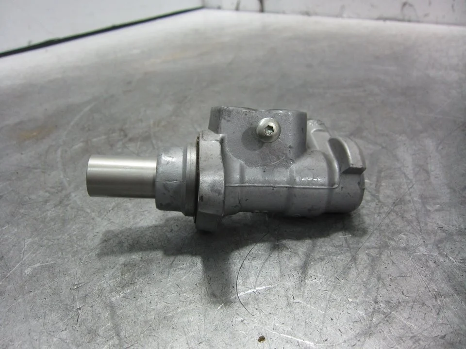 Foto de BOMBA FRENO FORD FUSION (CBK) 1.4 16V CAT (80 CV / 59 KW) referencia 41230130