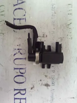 Foto de VALVULA AIRE ADICIONAL PEUGEOT 307 (S1)(04.2001) referencia 9641726680