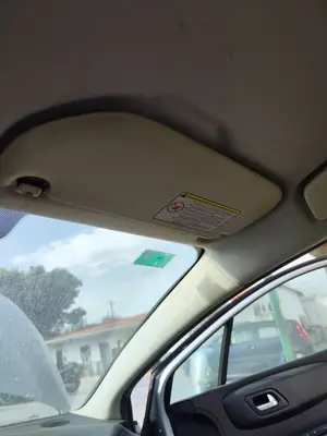 Foto de PARASOL DERECHO CITROEN C4 BERLINA 1.6 16V HDi (90 CV / 66 KW)