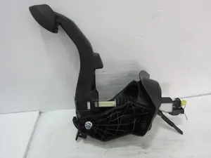 Foto de PEDAL EMBRAGUE CITROEN C5 AIRCROSS 1.2 12V e-THP / PureTech (131 CV / 96 KW) referencia 9676728880 foto 4